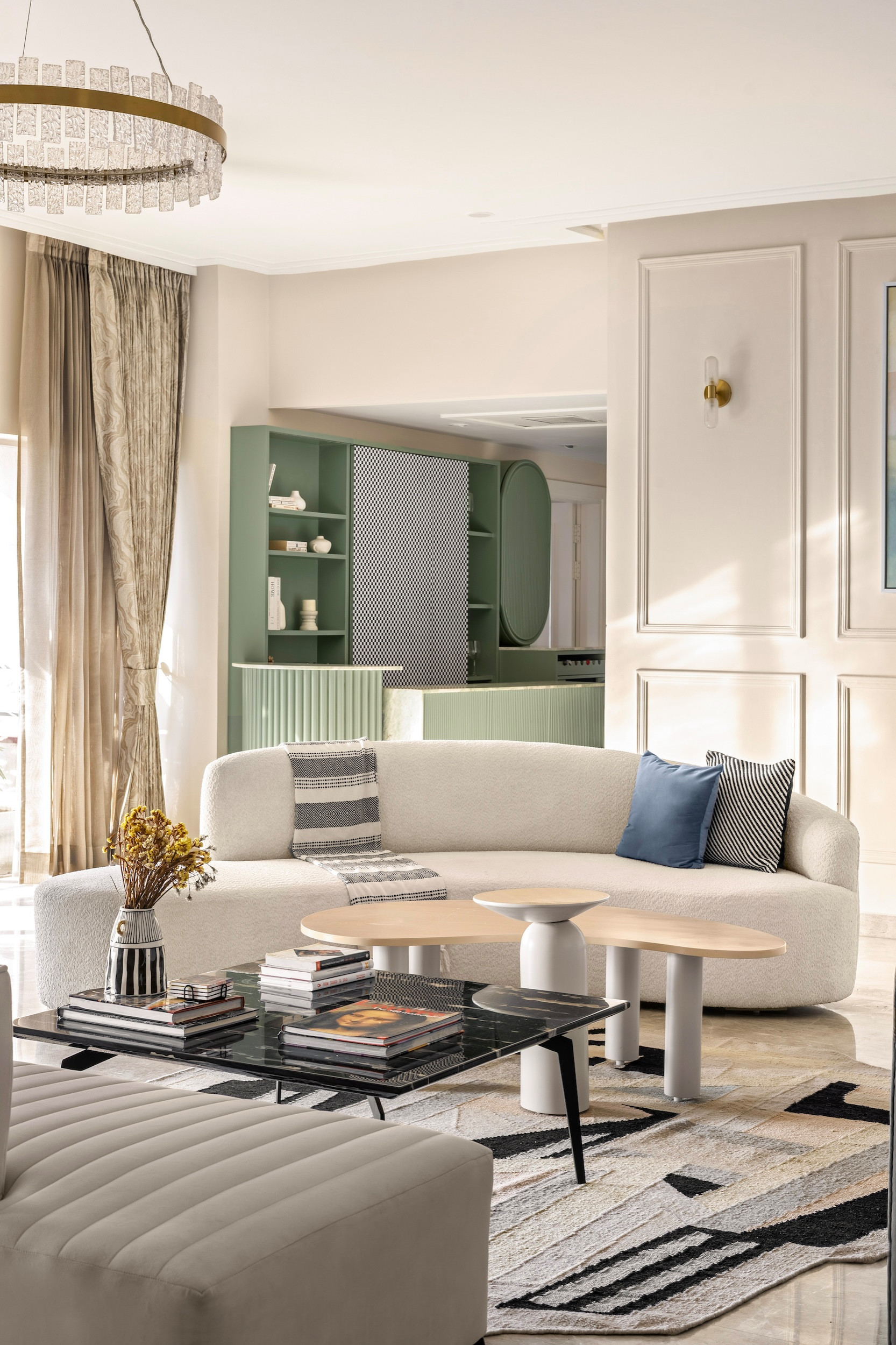 Hollywood Town Living Room
